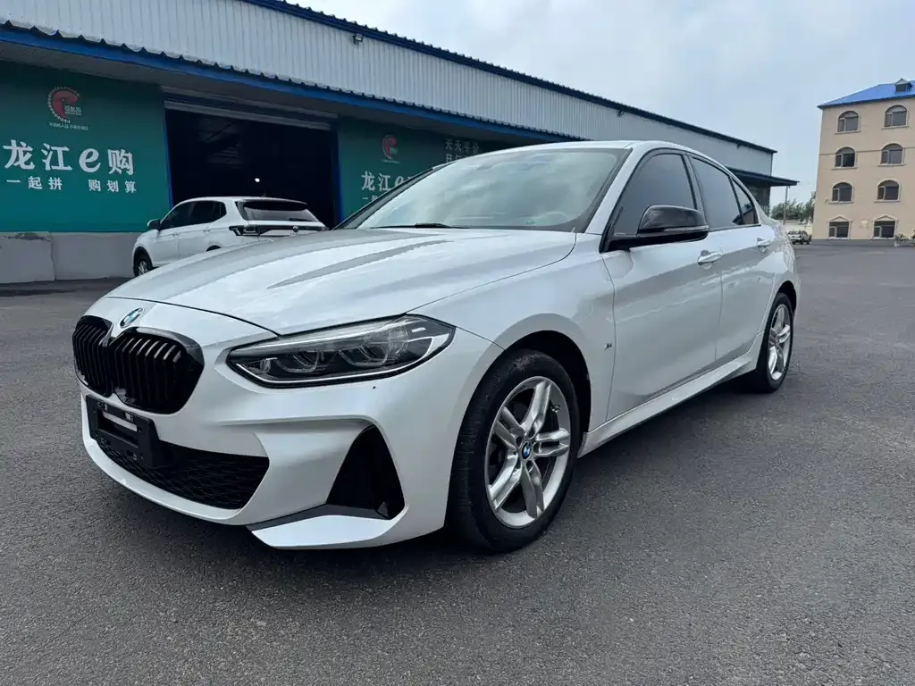 BMW 1 Series — фото 1