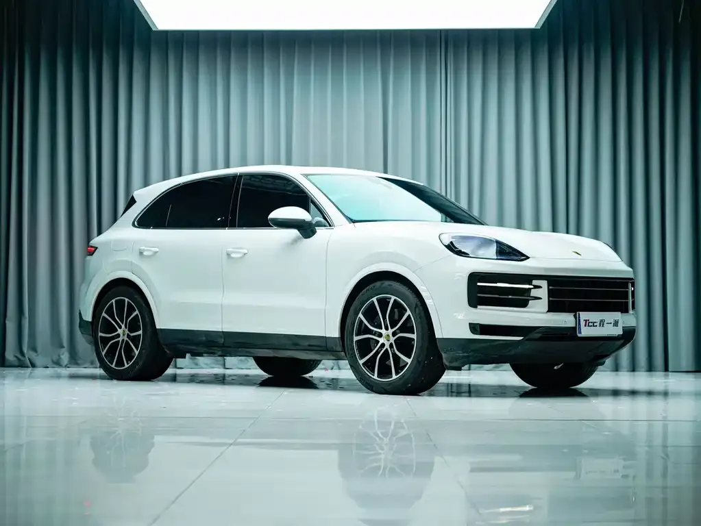 Porsche Cayenne — фото 4