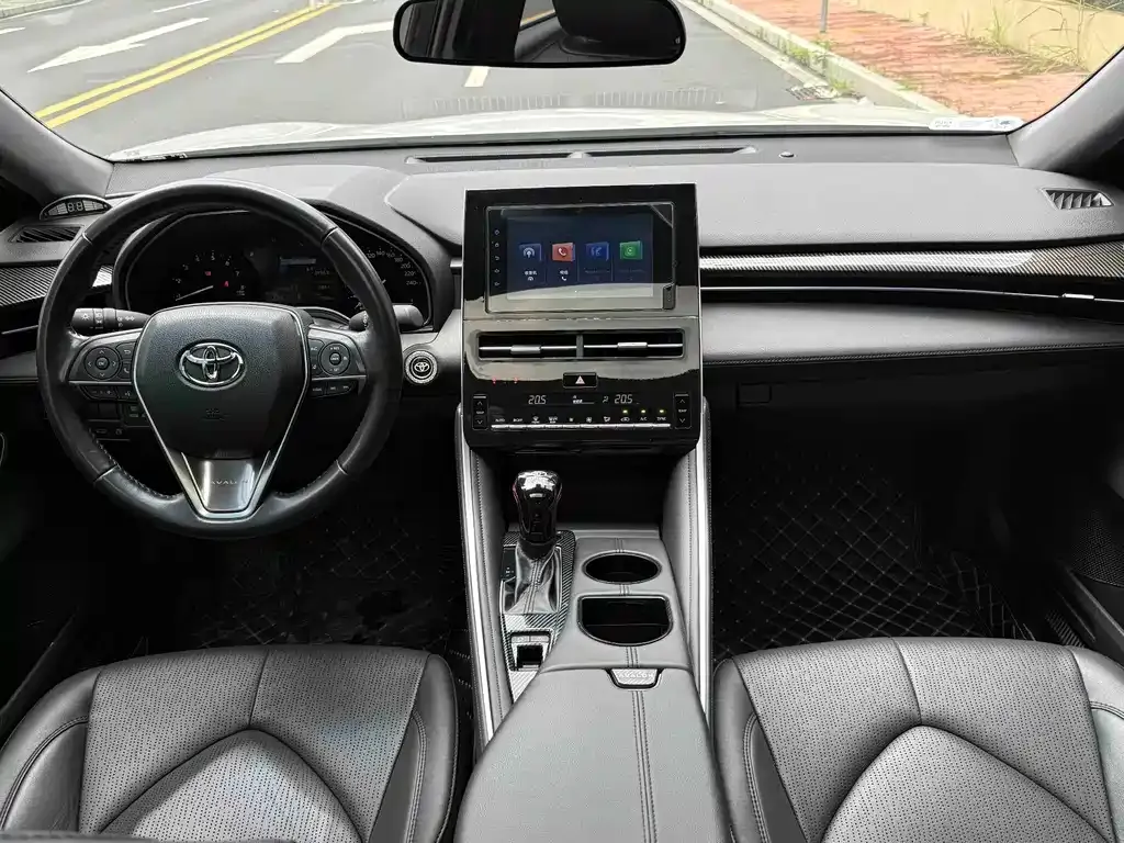 Toyota Avalon — фото 4
