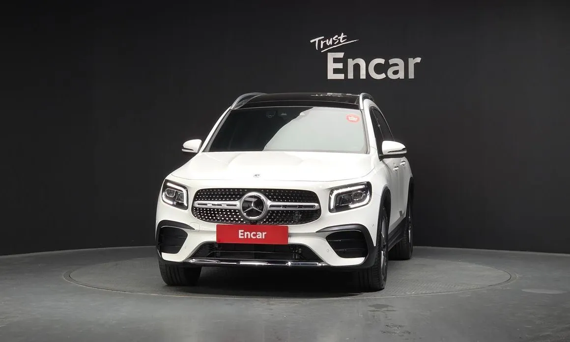 Mercedes-Benz GLB-Class — фото 6