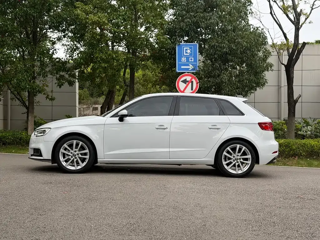 Audi A3 — фото 8