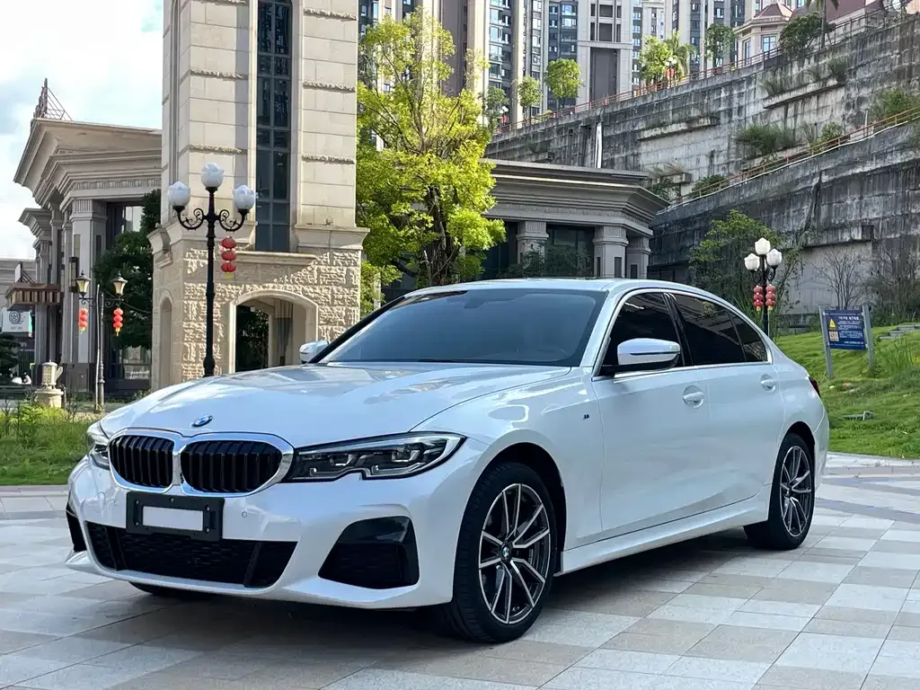 BMW 3 Series — фото 1