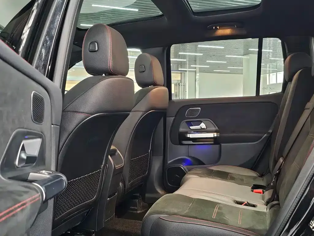 Mercedes-Benz GLB AMG — фото 3