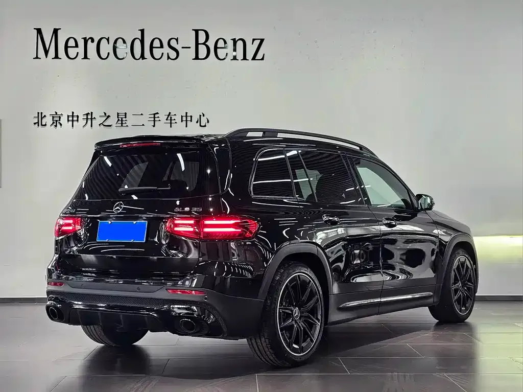 Mercedes-Benz GLB AMG — фото 5
