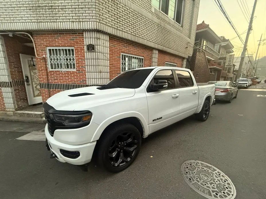 Dodge Ram Pick Up — фото 9
