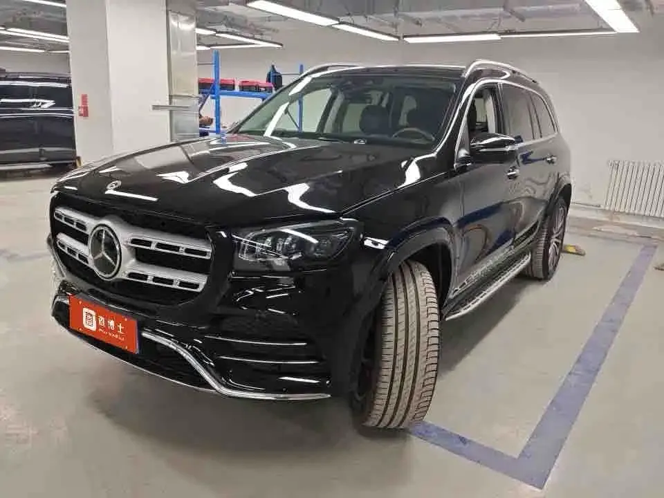 Mercedes-Benz GLS — фото 1