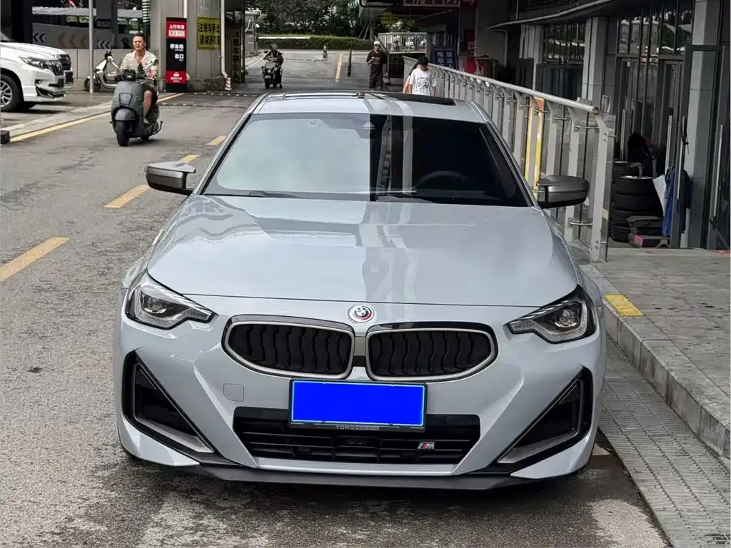BMW M240i — фото 10