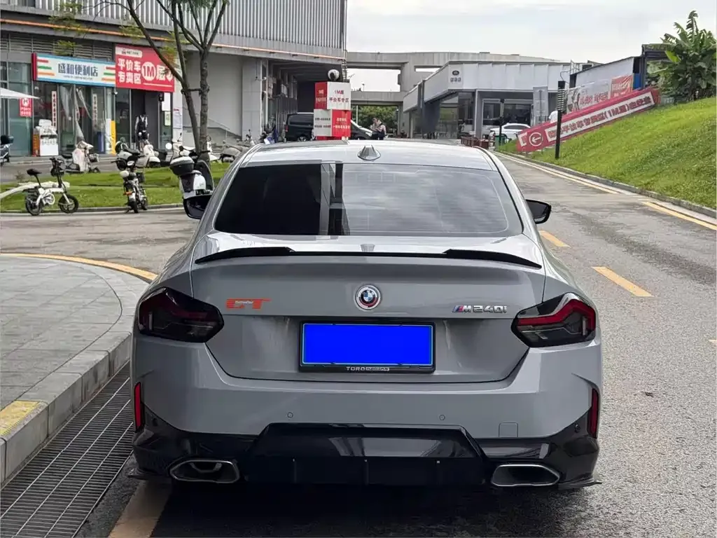 BMW M240i — фото 8