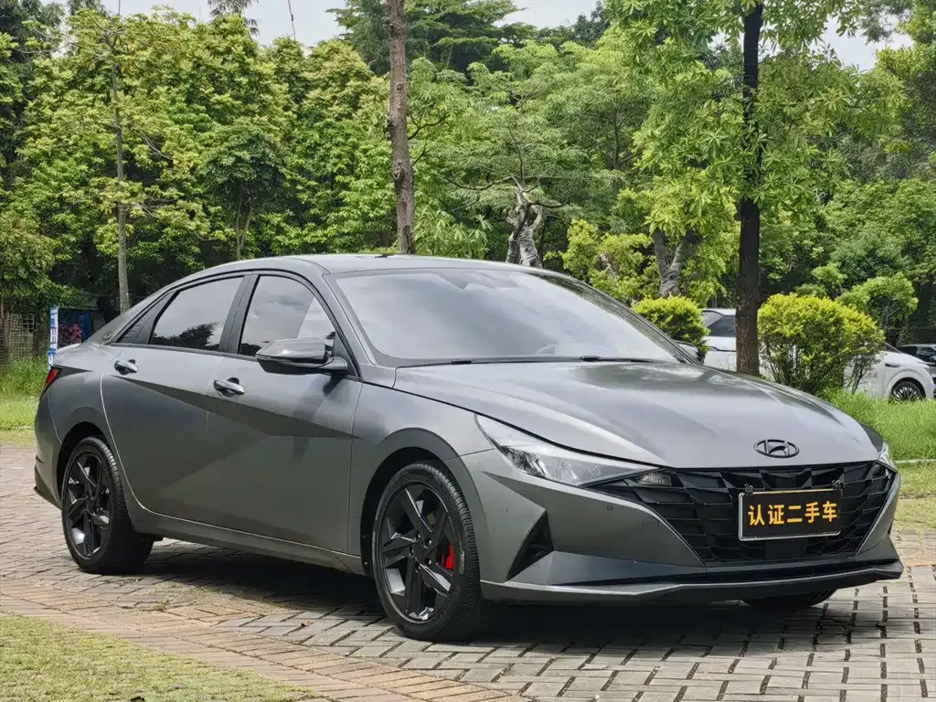 Hyundai Elantra — фото 5