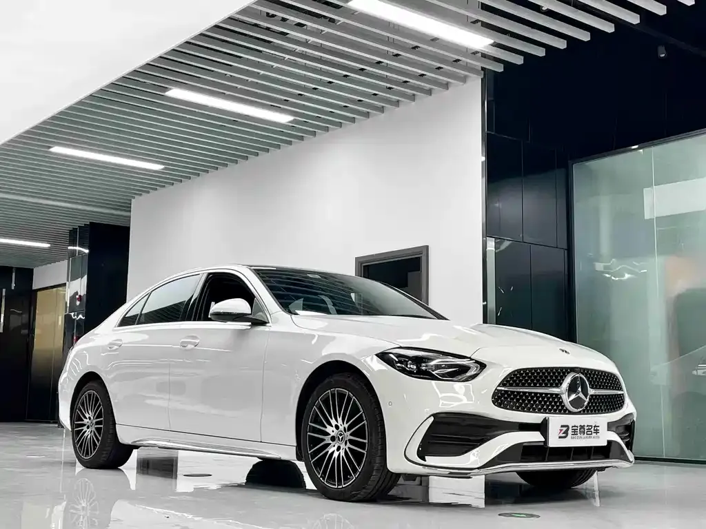 Mercedes-Benz C-Class — фото 6