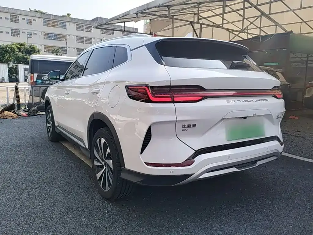 BYD PLUS New Energy — фото 6