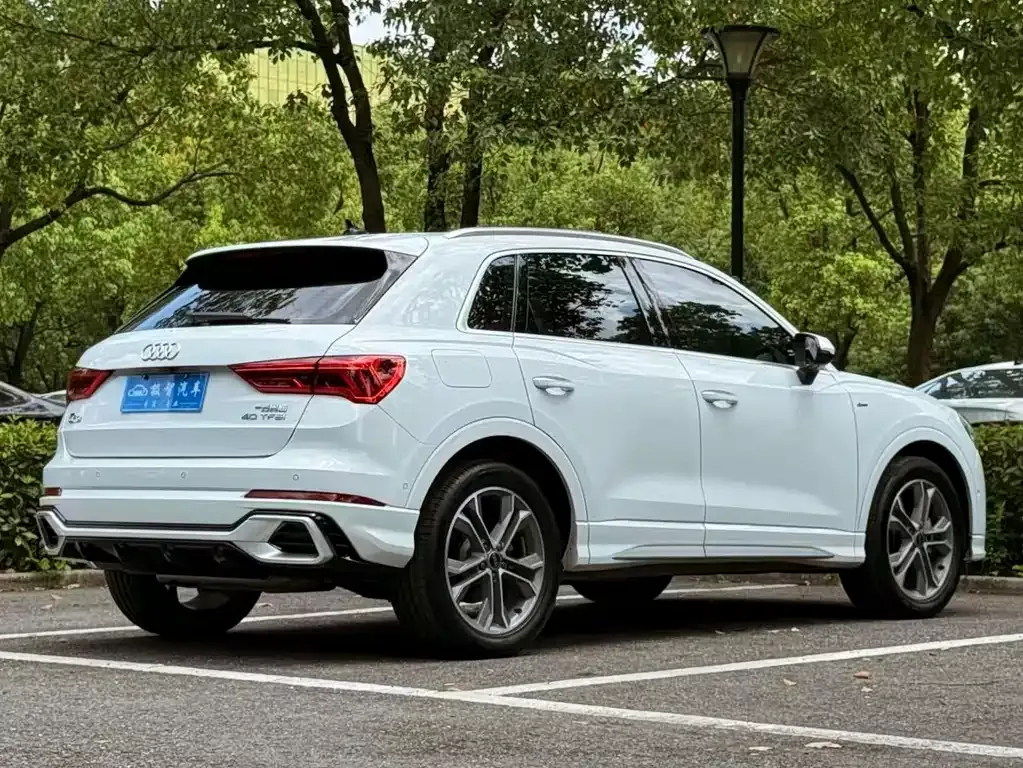 Audi Q3 — фото 5