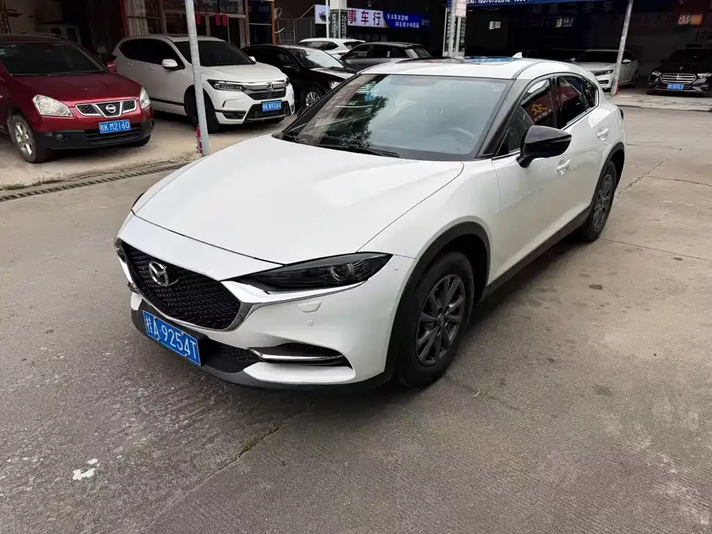Mazda CX-4 — фото 1