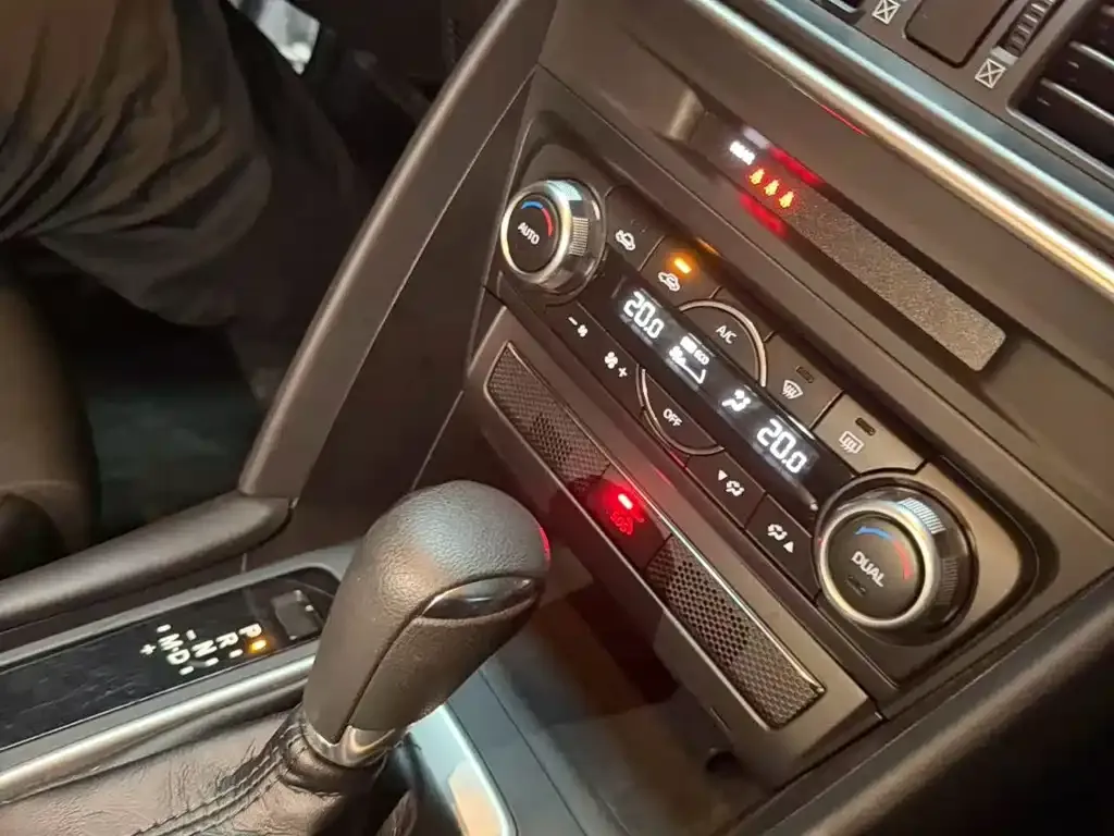 Mazda CX-4 — фото 7