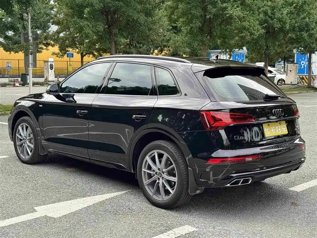 Audi Q5L — фото 2