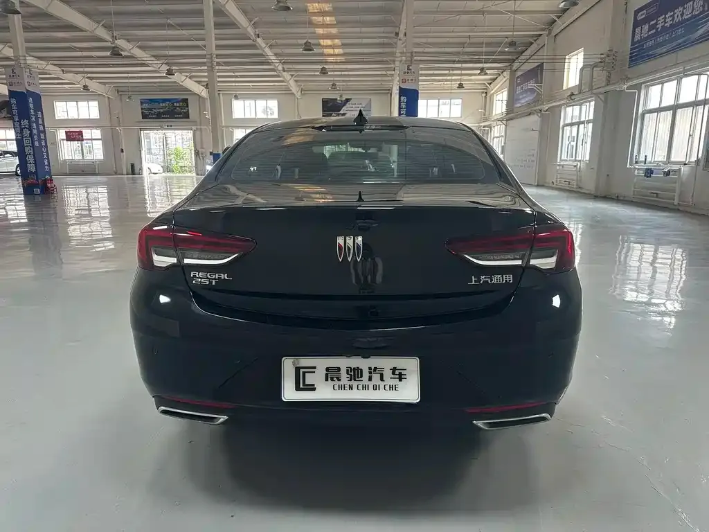 Buick Regal — фото 8