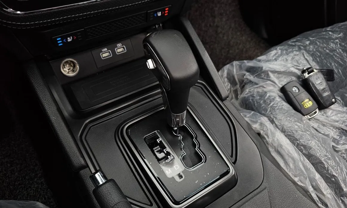 KG Mobility (Ssangyong) Rexton — фото 10