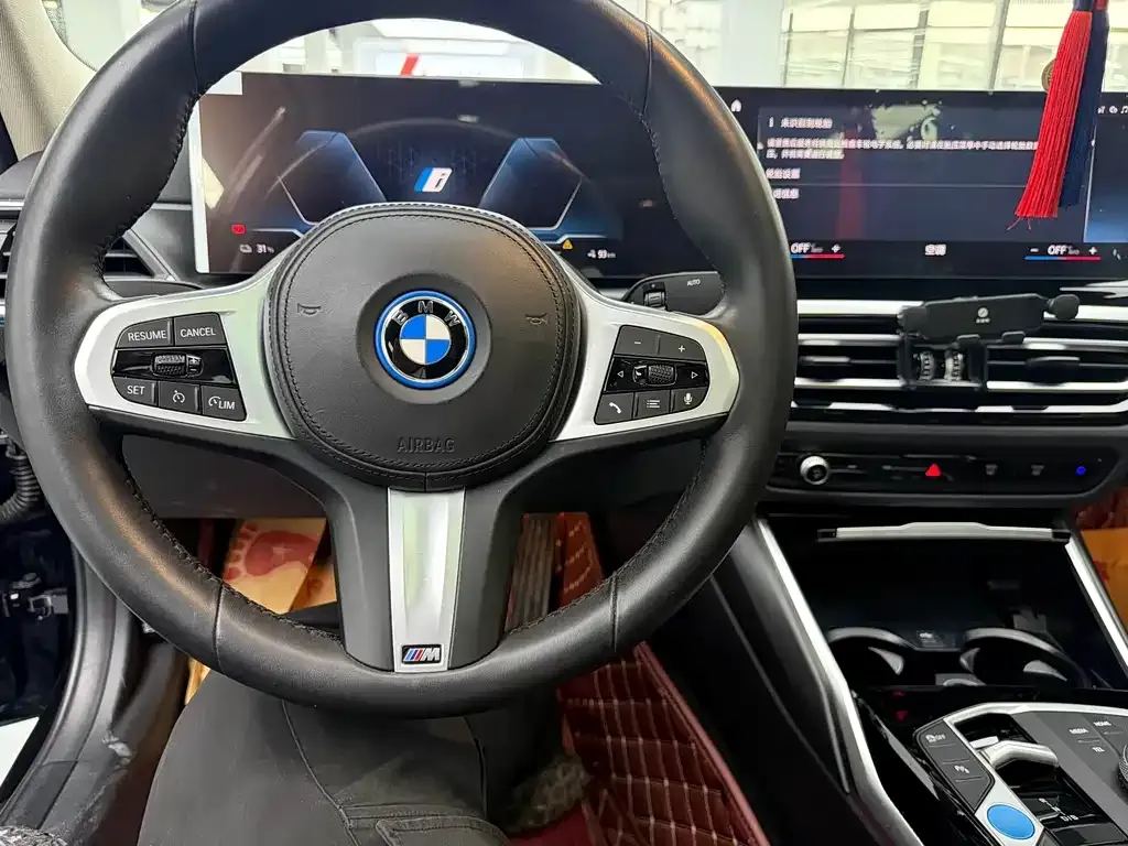 BMW i3 — фото 7