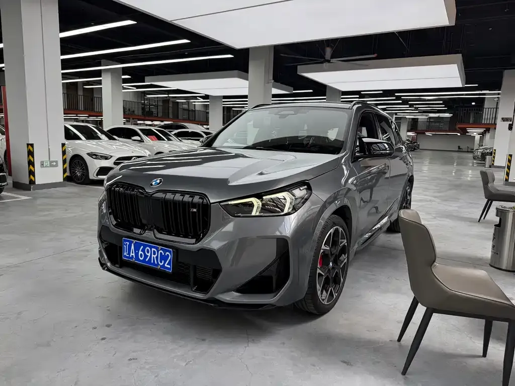 BMW X1 M35Li — фото 1