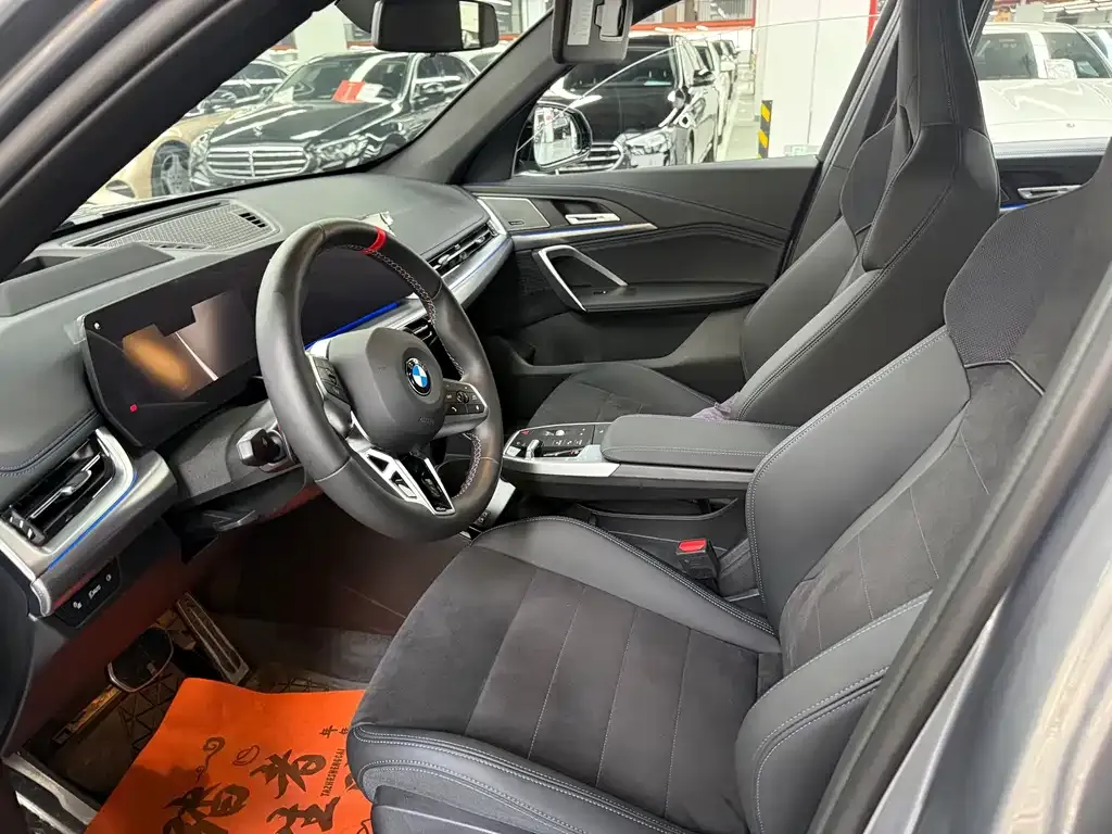 BMW X1 M35Li — фото 2