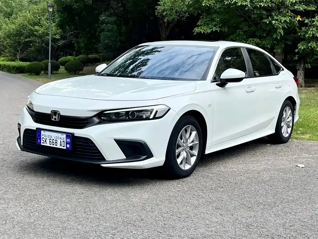 Honda Civic — фото 1