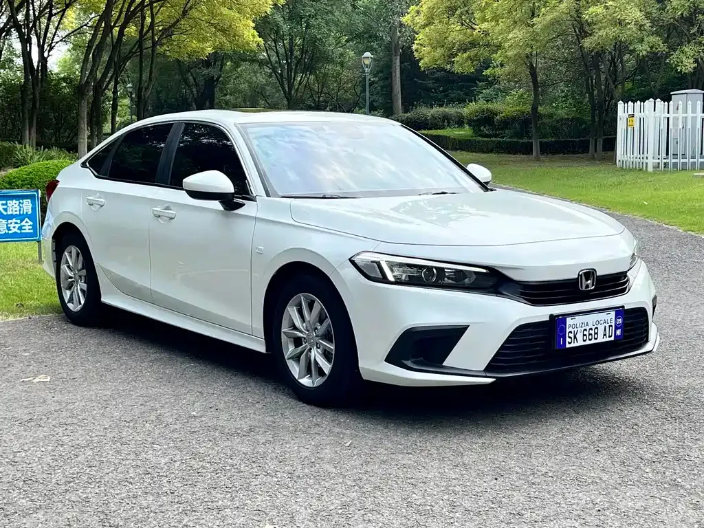 Honda Civic — фото 10