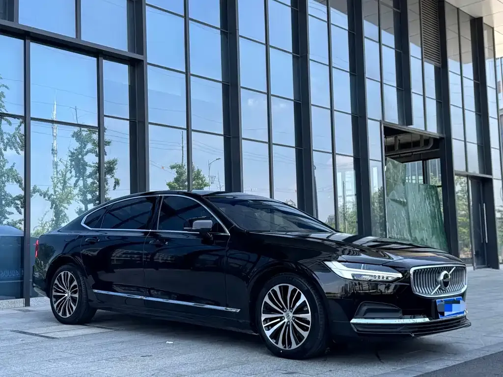 Volvo S90 — фото 4
