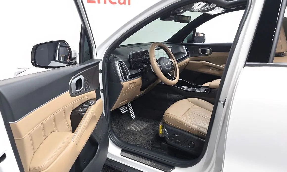 Kia Sorento — фото 6