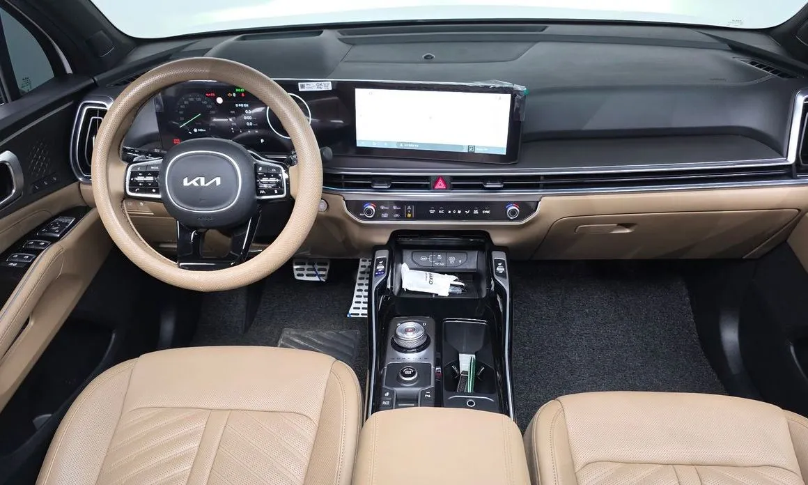 Kia Sorento — фото 8