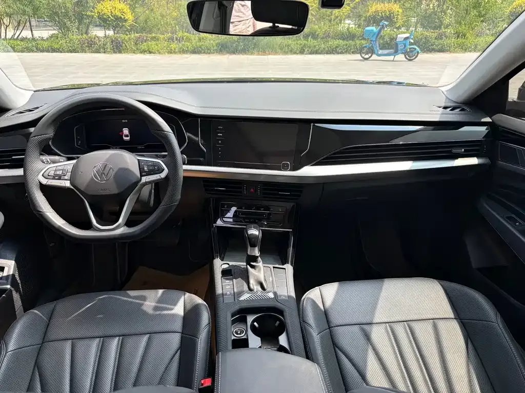 Volkswagen Passat — фото 5