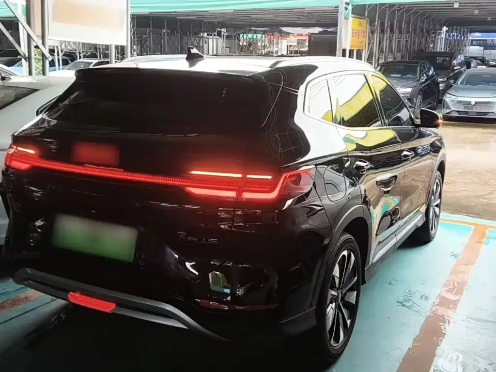 BYD PLUS New Energy — фото 4
