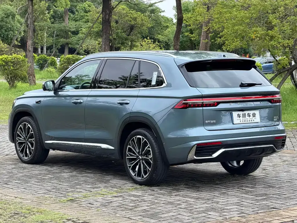 Geely Xingyue L — фото 6