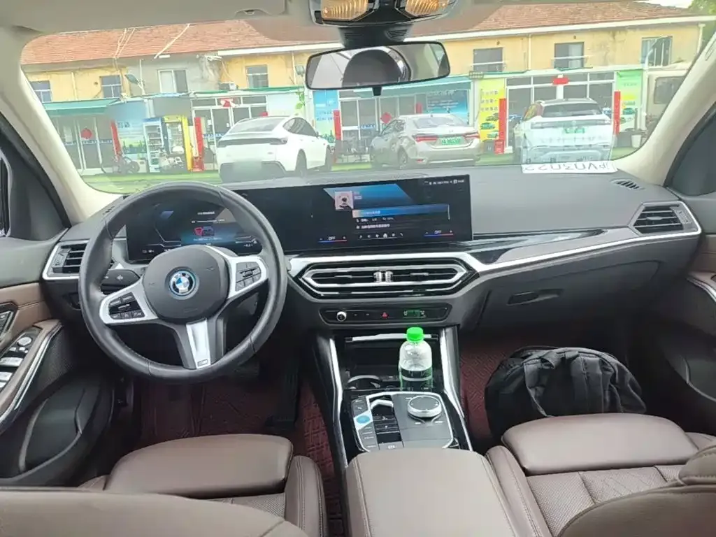 BMW i3 — фото 3