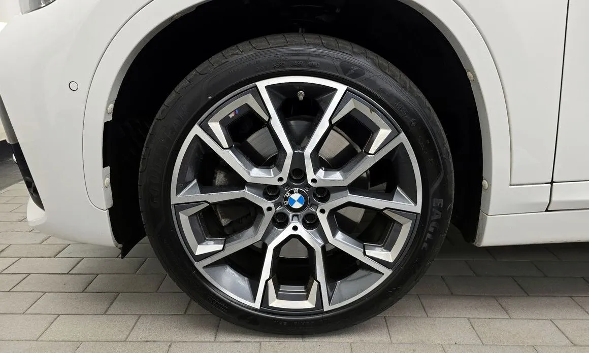 BMW X1 — фото 10