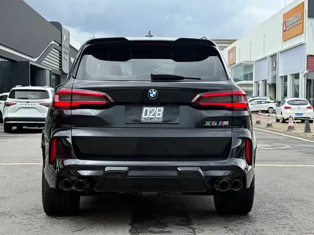 BMW X5 M — фото 9