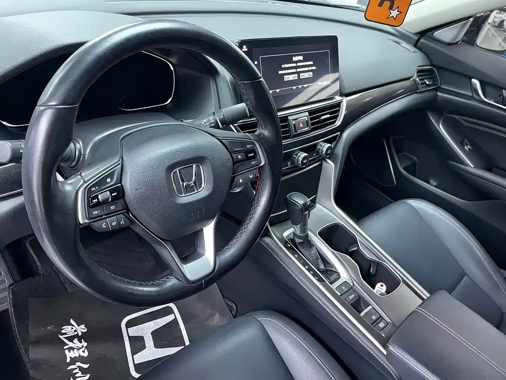 Honda Accord — фото 3