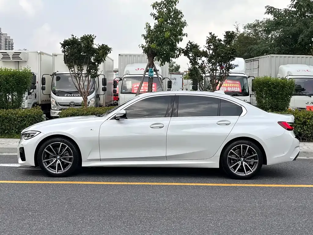 BMW 3 Series — фото 9