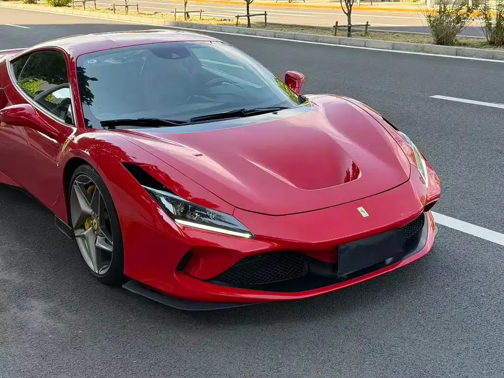 Ferrari F8 — фото 5