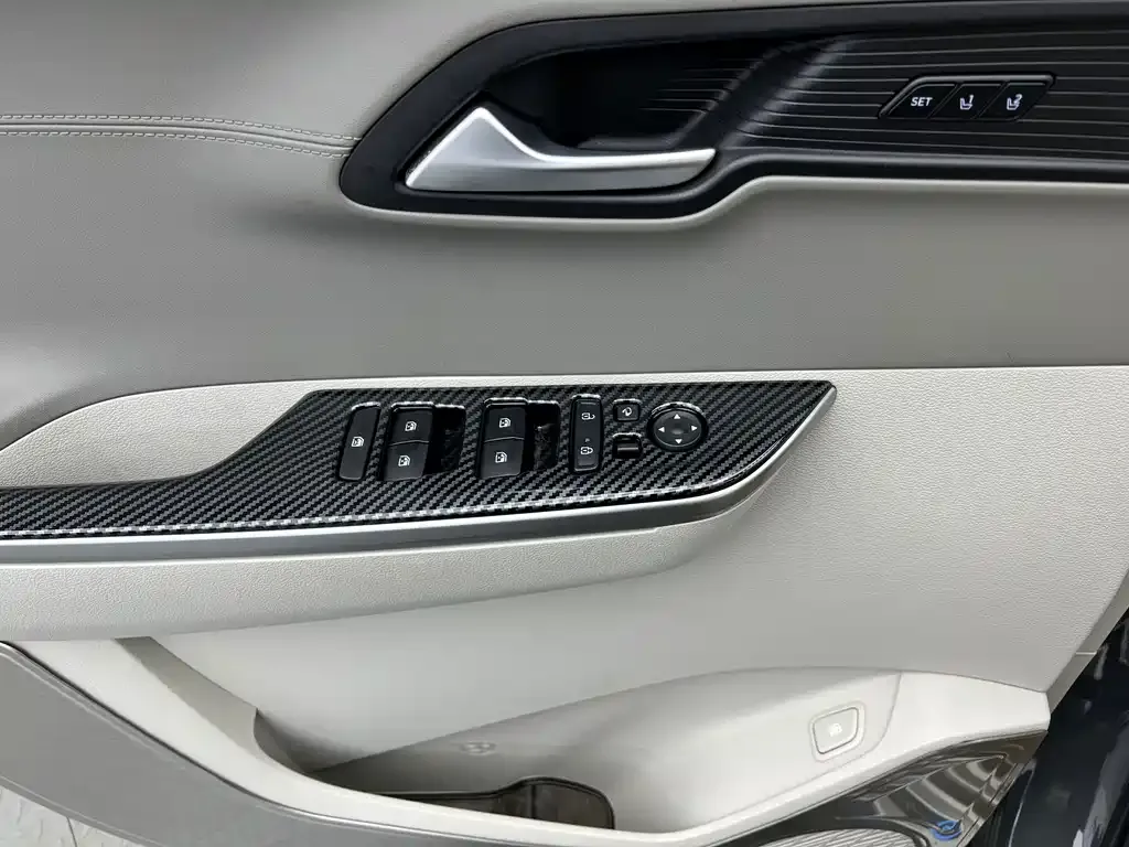 Hyundai Custo — фото 10