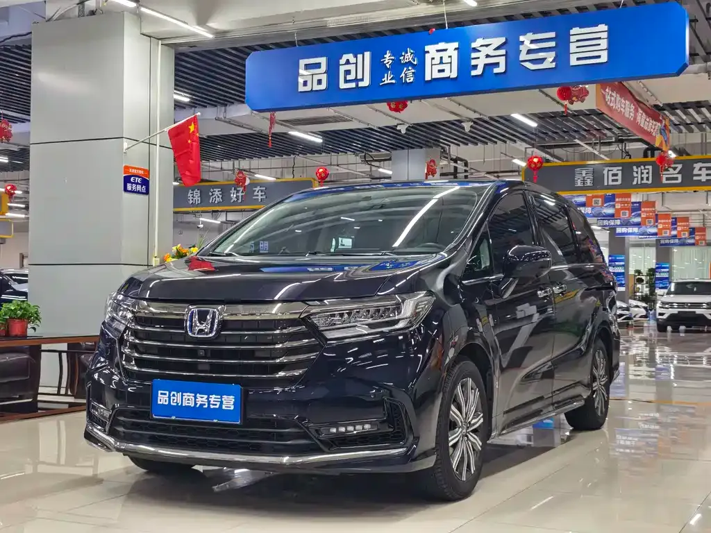 Honda Odyssey — фото 1