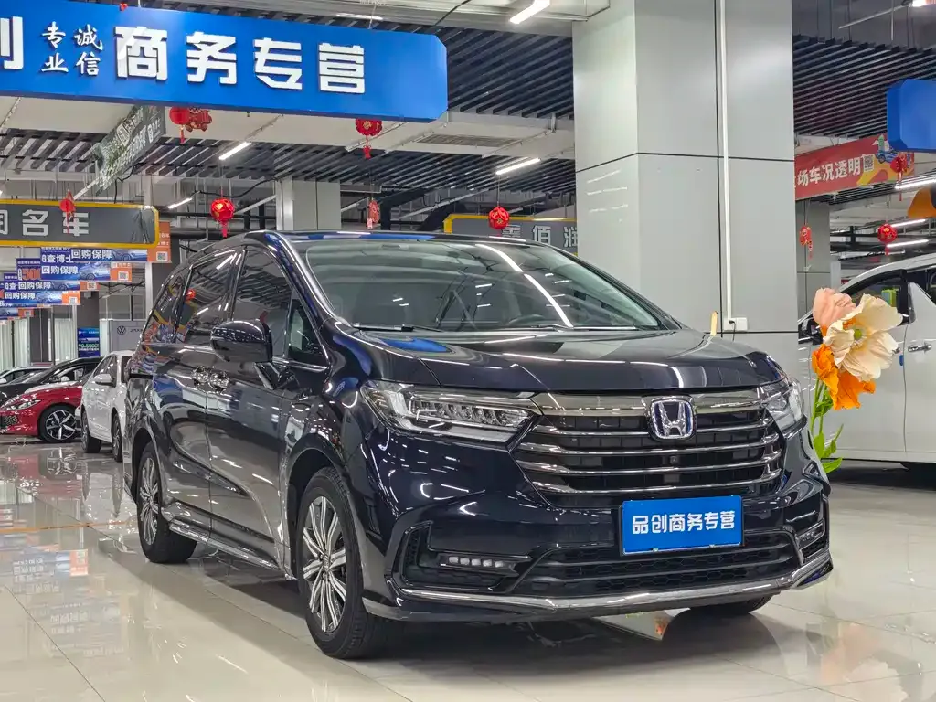 Honda Odyssey — фото 10