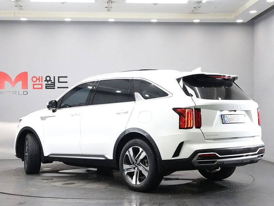 Kia Sorento — фото 4