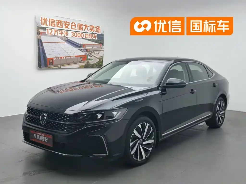 Volkswagen Passat — фото 1