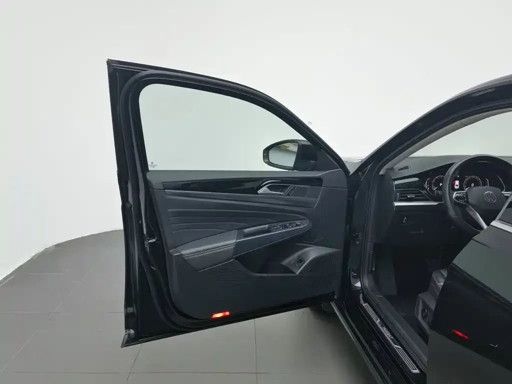 Volkswagen Passat — фото 5