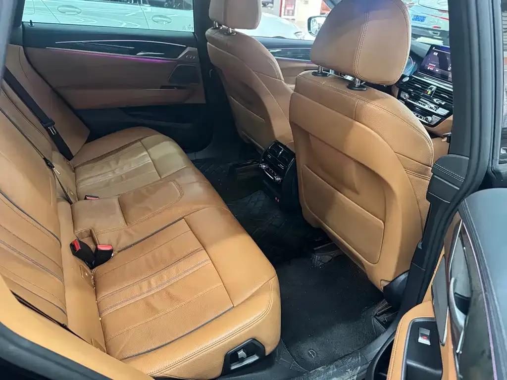 BMW 6 Series GT — фото 8