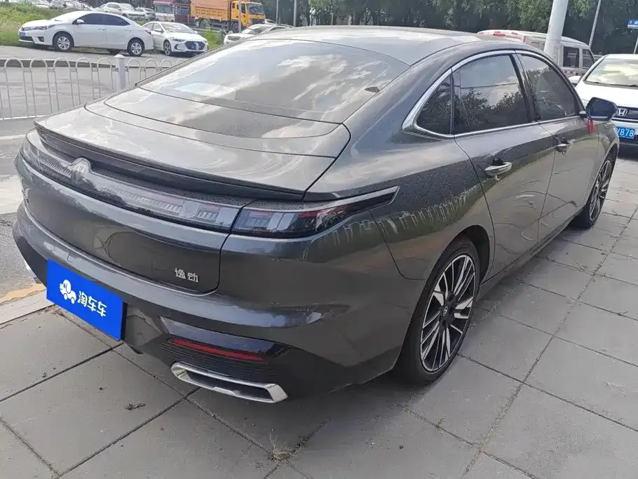 Changan Eado — фото 4