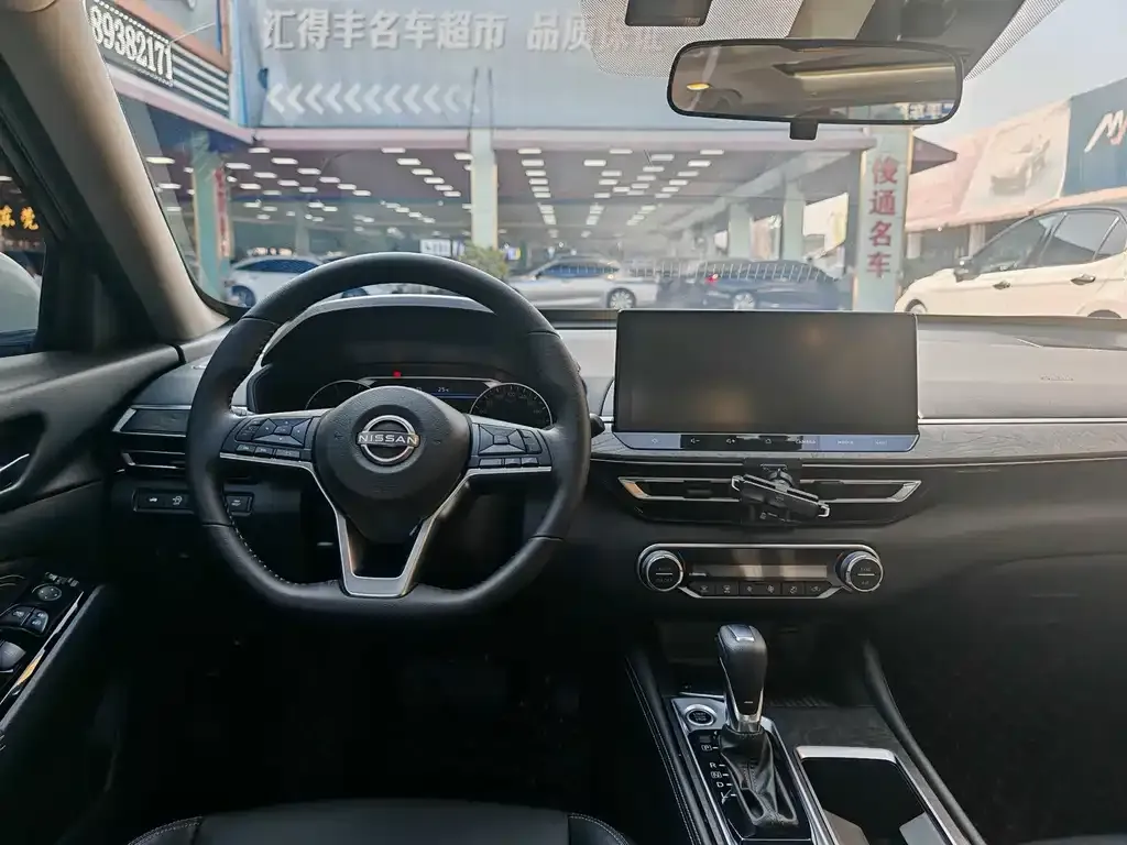 Nissan Teana — фото 3