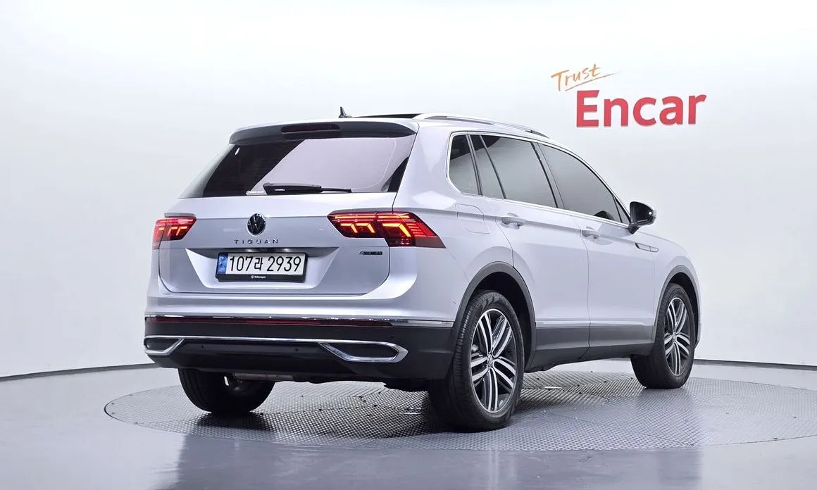 Volkswagen Tiguan — фото 3