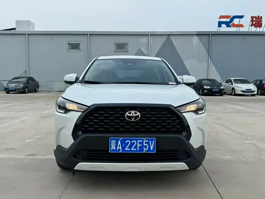 Toyota Corolla Cross — фото 2