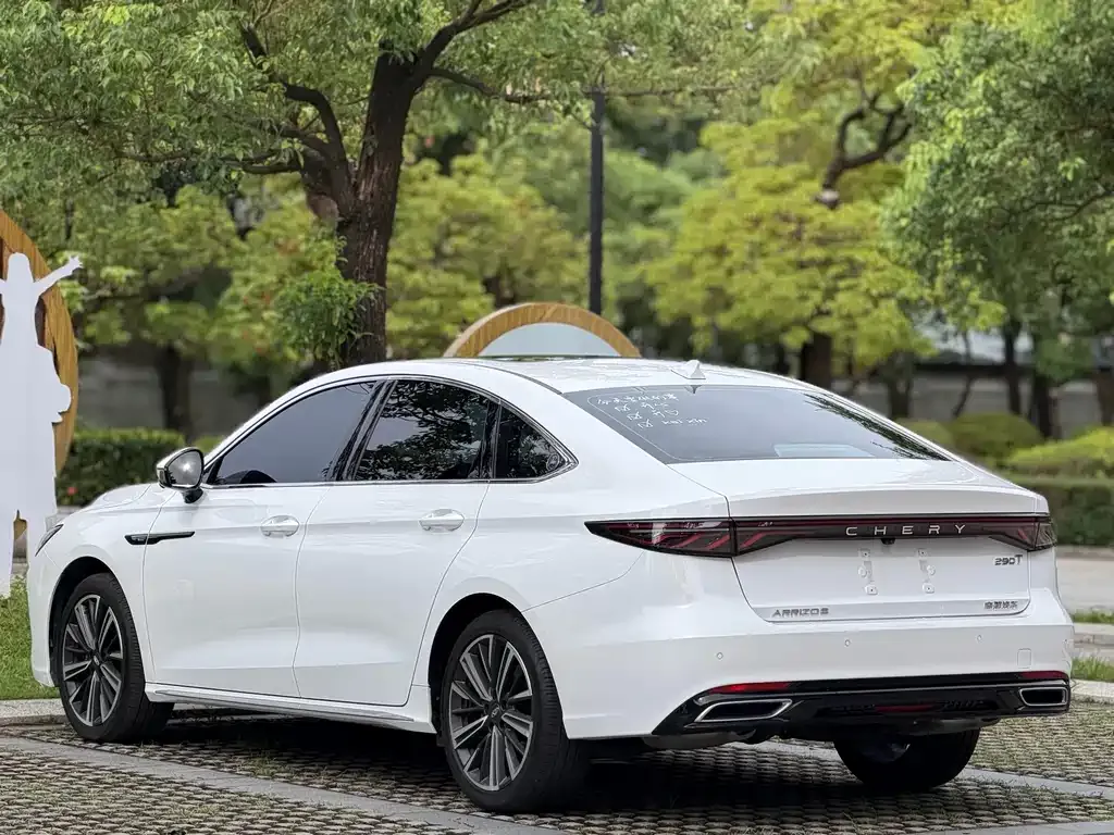 Chery Arrizo 8 PRO — фото 3